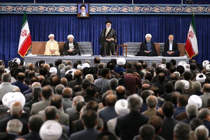 مراسم تصديق الإمام الخامنئي حكم الولاية الثانية عشرة لرئاسة الجمهورية الإسلامية
