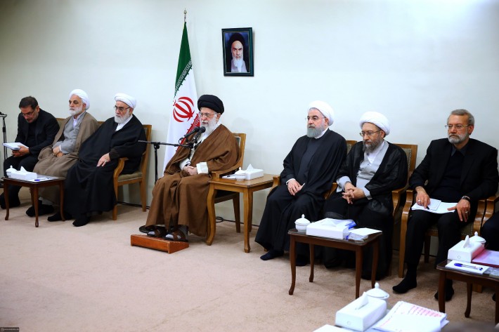 لقاء قائد الثورة الإسلامية برؤساء السلطات الثلاثة