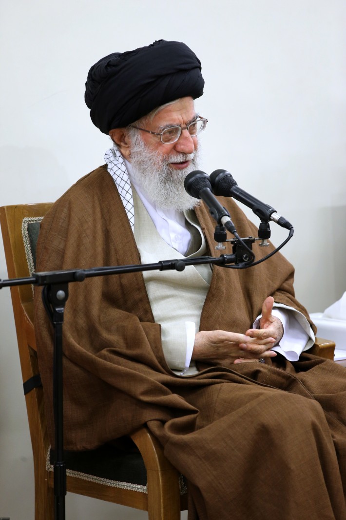 لقاء قائد الثورة الإسلامية برؤساء السلطات الثلاثة