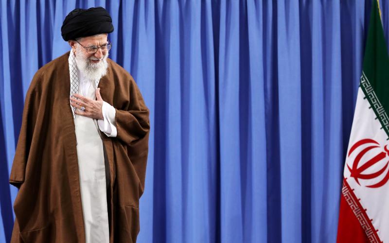 الإمام الخامنئي: الفائز الحقيقي في الانتخابات هو الشعب الإيراني ونظام الجمهورية الإسلامية