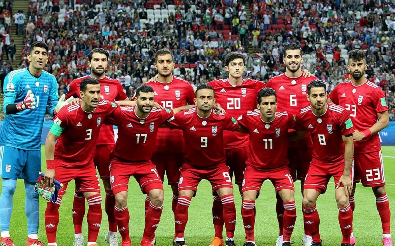 إشادة الإمام الخامنئي بلعبة المنتخب الإيراني لكرة القدم أمام إسبانيا