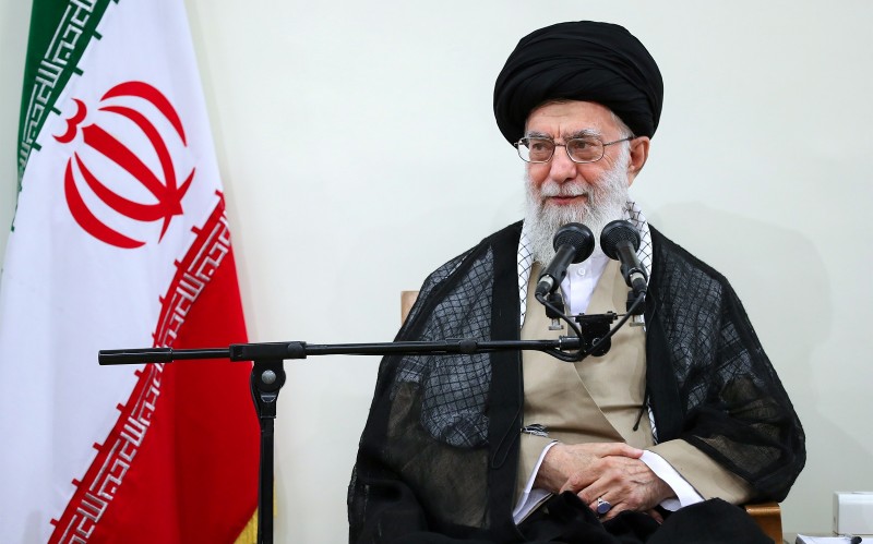 كلمة الإمام الخامنئي في لقائه رئيس ومسؤولي الجهاز القضائي الإيراني بمناسبة أسبوع السلطة القضائية