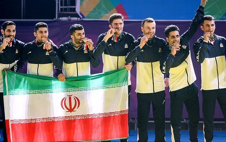 الإمام الخامنئي يشيد بانجازات أعضاء البعثة الإيرانية في دورة الألعاب الآسيوية في جاكرتا