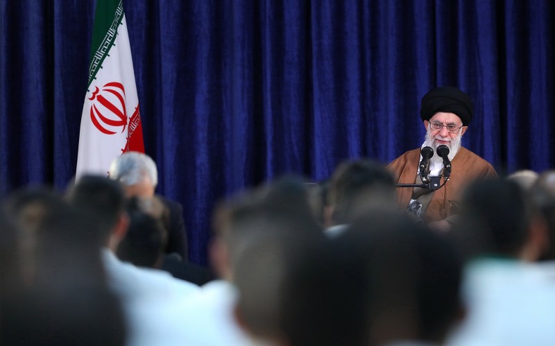 إصرار الوفد الإيراني على القيم الإسلامية والصمود بوجه التحلل عبّر عن الاستقلال والاقتدار الثقافيين