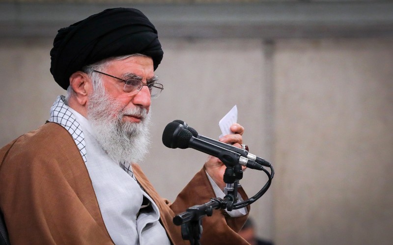 لا حدود لتوقعات الأمريكيّين ولن تسمح إيران بعودتهم من خلال التغلغل السياسي