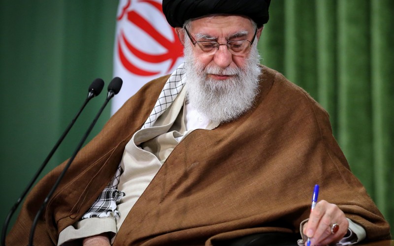 قائد الثورة الإسلاميّة يوافق على العفو والتخفيف من عقوبات بعض المحكومين