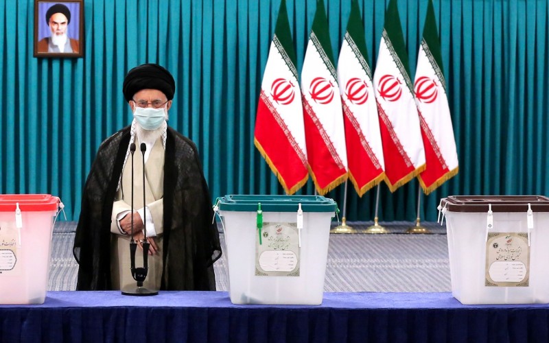 يومُ الانتخابات هو يوم الشعب الإيراني والناس هم أسياد الميدان