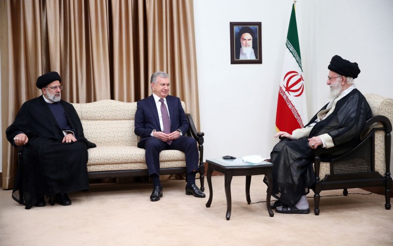 للاستفادة من المجالات المشتركة بين البلدين في تعزيز العلاقات | إيران قادرة على ربط أوزبكستان بالمياه المفتوحة