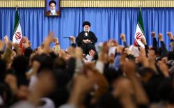 الإمام الخامنئي: الجميع يذعن لتواجد إيران المؤثر في المنطقة ودورها في اتخاذ القرار