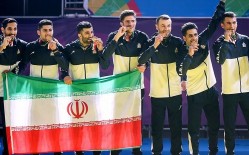 الإمام الخامنئي يشيد بانجازات أعضاء البعثة الإيرانية في دورة الألعاب الآسيوية في جاكرتا