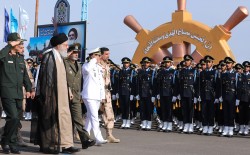 مشاركة القائد العام للقوات المسلحة في جامعة الإمام الخميني البحرية في مدينة نوشهر